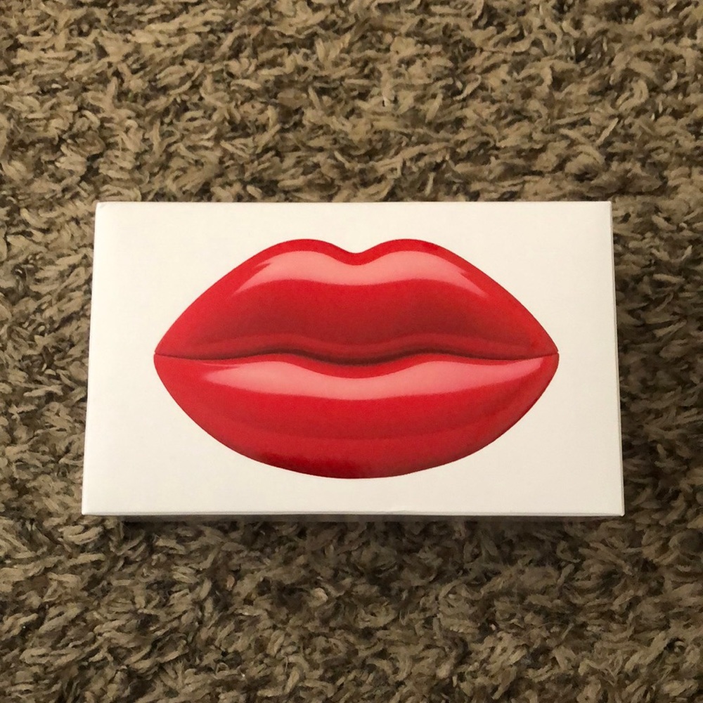 KKW Fragrance X Kylie Red Lips